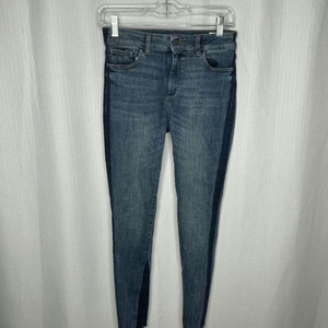 DL1961 Florence Intrasculpt‎ Mid Rise Skinny Jeans